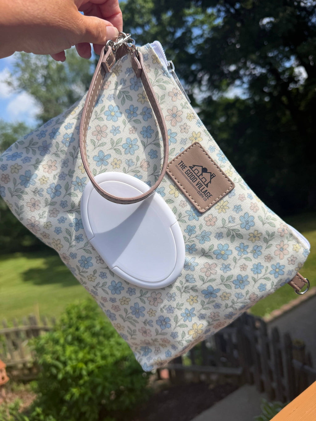 Wipes Clutch | Cottage Floral