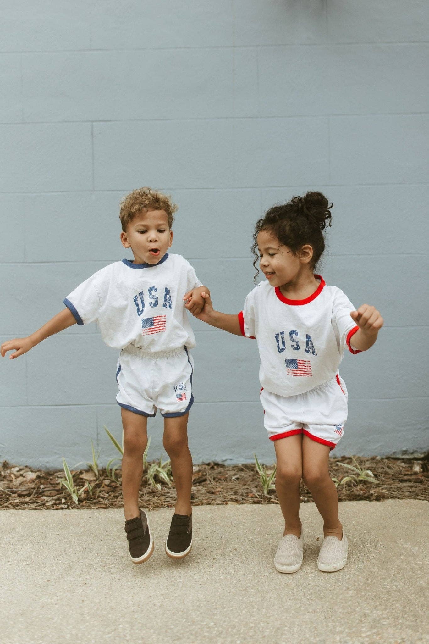 Vintage Print USA T-Shirt and Shorts Set