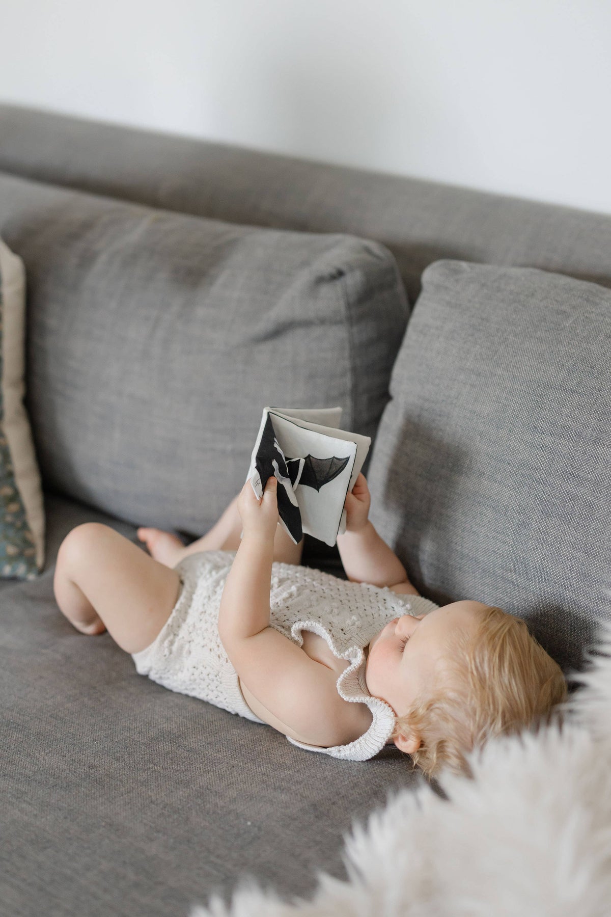 Black & White Soft Crinkle Book